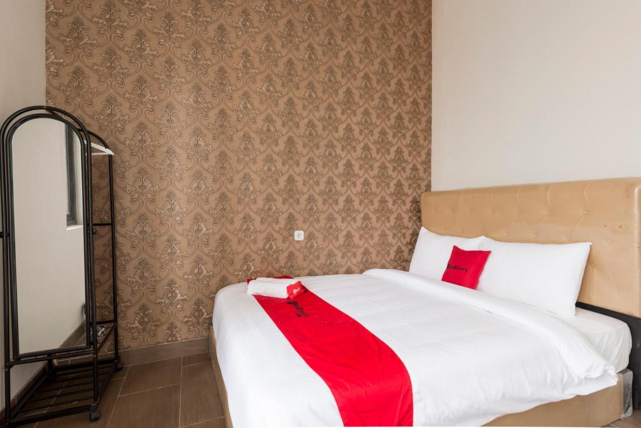 Reddoorz Near Grand City Mall 2 Surabaya Dış mekan fotoğraf