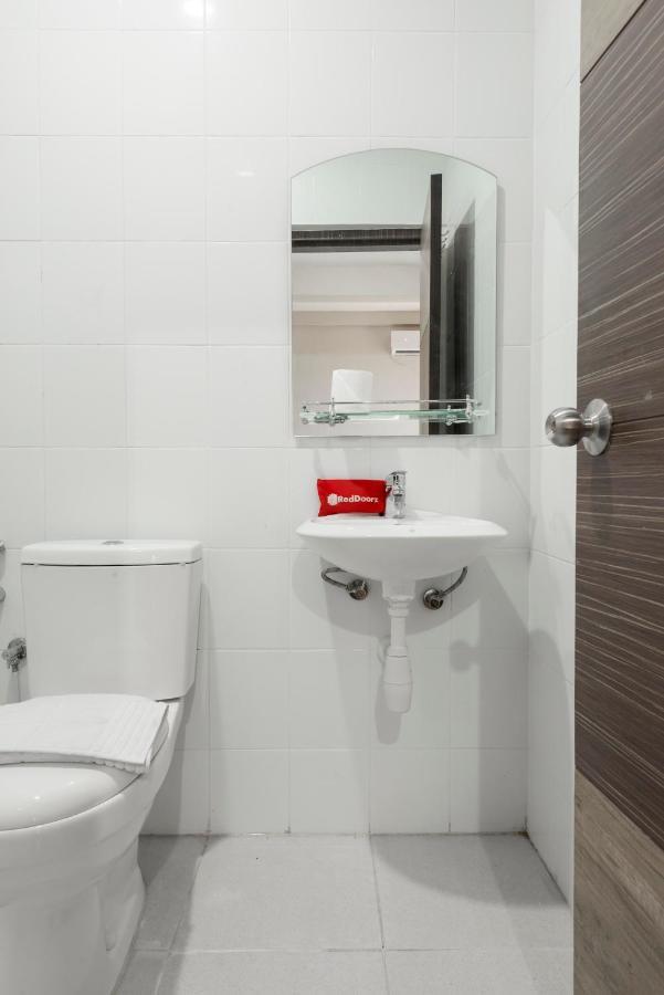 Reddoorz Near Grand City Mall 2 Surabaya Dış mekan fotoğraf
